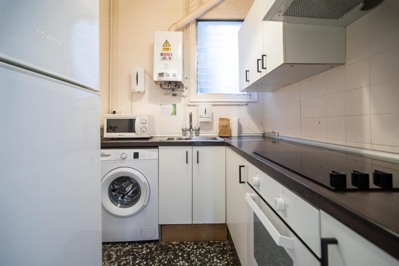 31Abpar1110 - Mediterranean Style Apartment Apartment