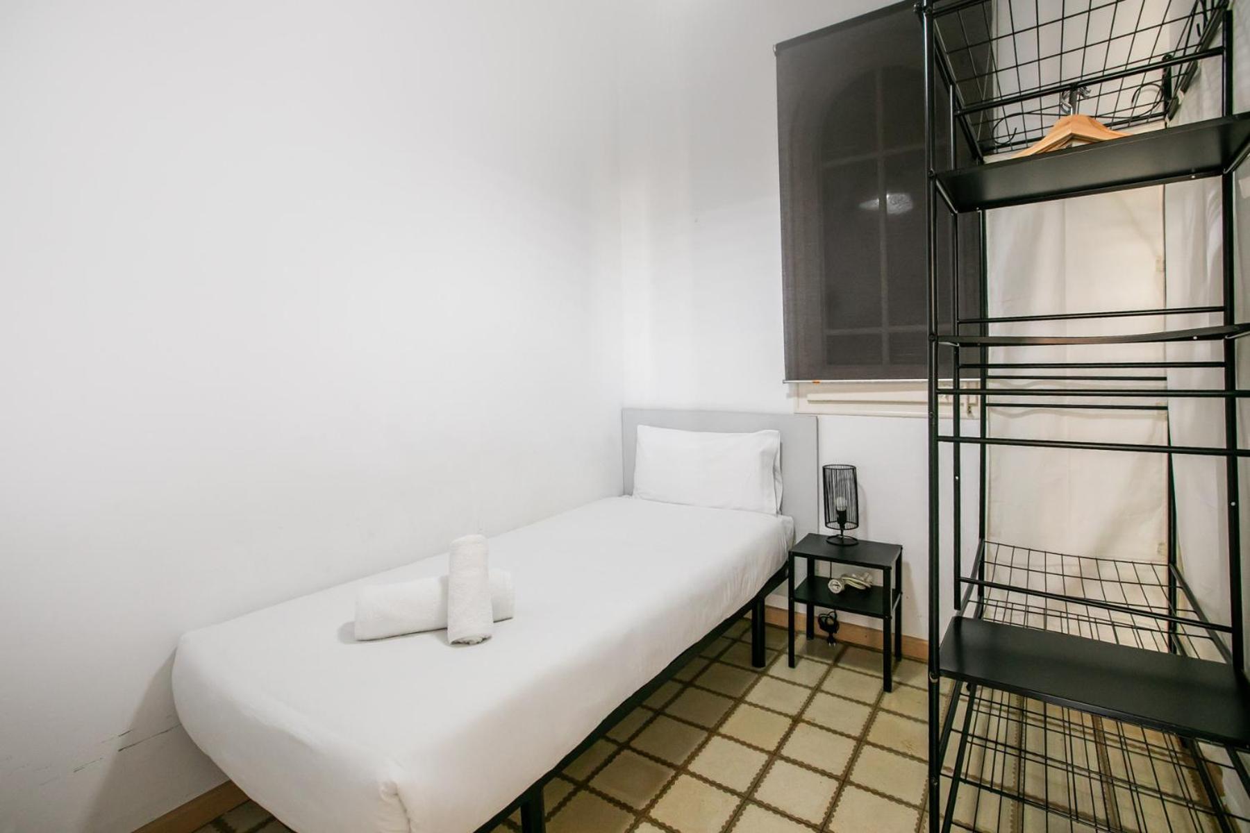 31Abpar1110 - Mediterranean Style Apartment *