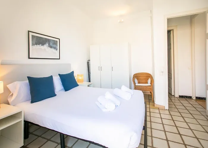 31Abpar1110 - Mediterranean Style Apartment
